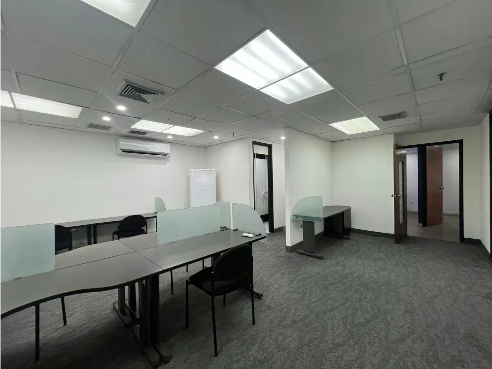 Se alquila oficina 121m² Chacao - 11