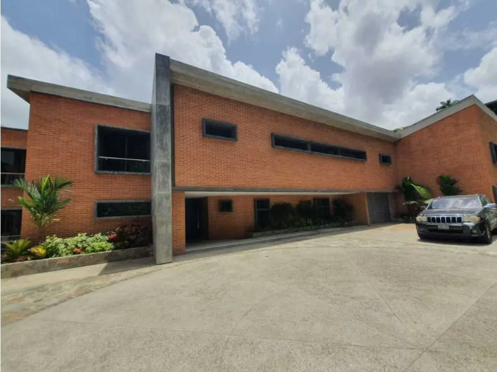 Vendo casa 3000m2 Lomas de Chuao 9334