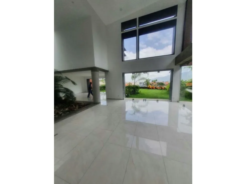 Vendo casa 3000m2 Lomas de Chuao 9334 - 7