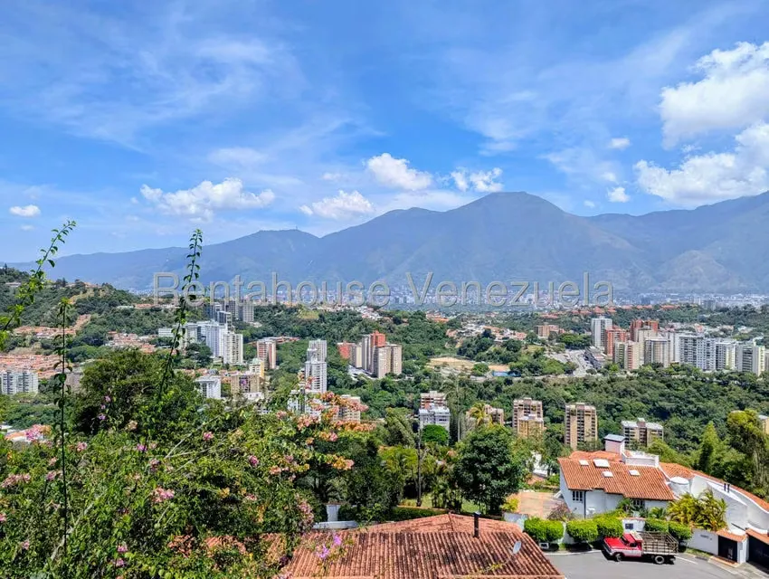 Casa (Colonial) en Venta en Cerro Verde, Distrito Metropolitano - 18
