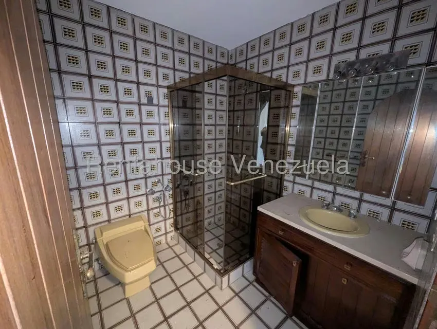 Casa (Colonial) en Venta en Cerro Verde, Distrito Metropolitano - 27