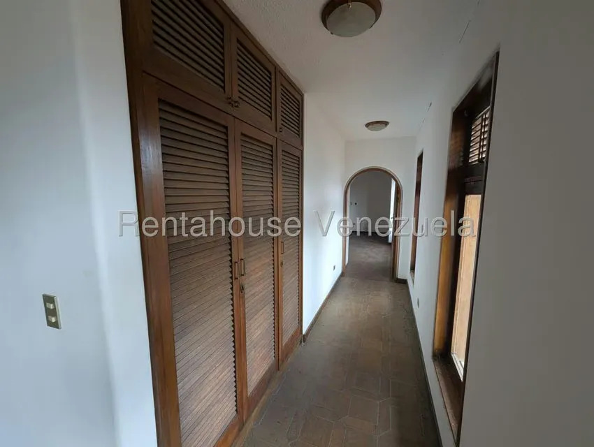 Casa (Colonial) en Venta en Cerro Verde, Distrito Metropolitano - 30