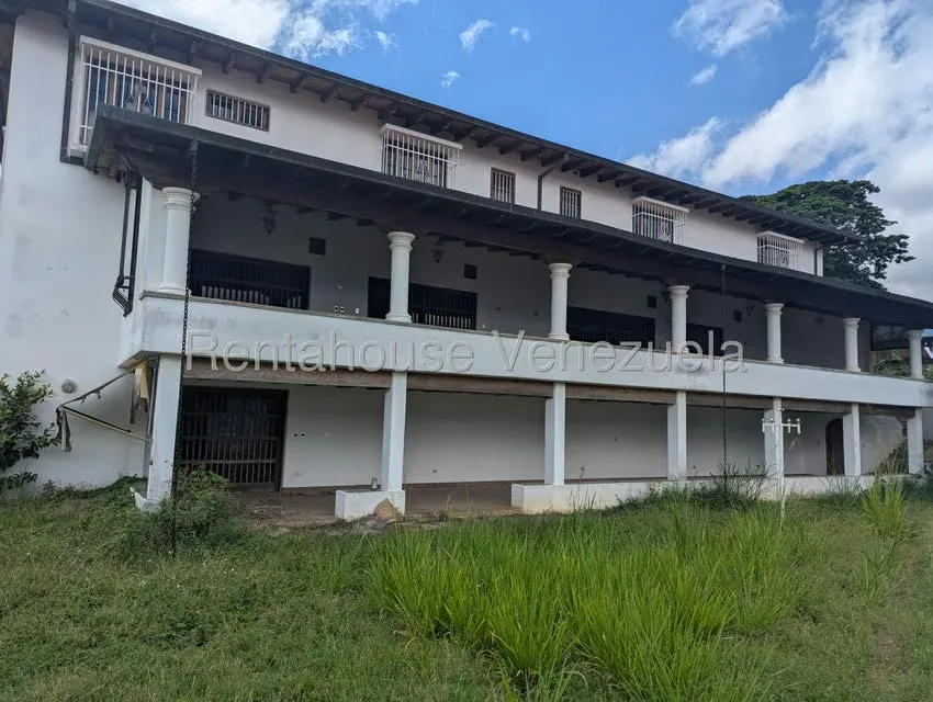 Casa (Colonial) en Venta en Cerro Verde, Distrito Metropolitano - 45
