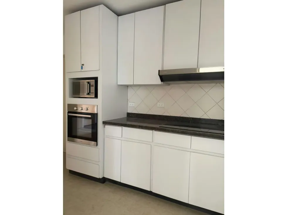 Se alquila Apto 232m² 3h+s/2b+s+v/4p La Castellana - 14