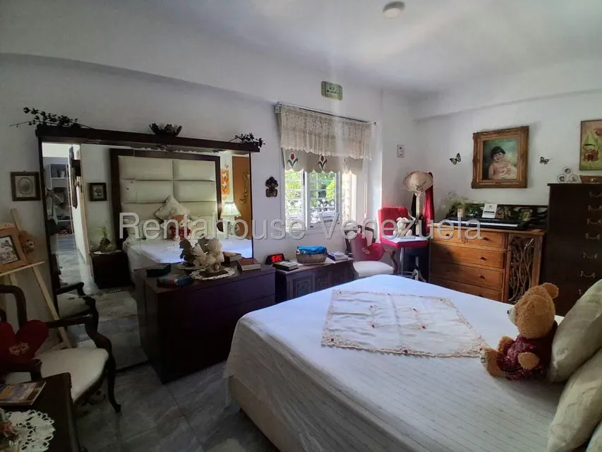 Apartamento (1 Nivel) en Alquiler en Zona Este, Lara - 17