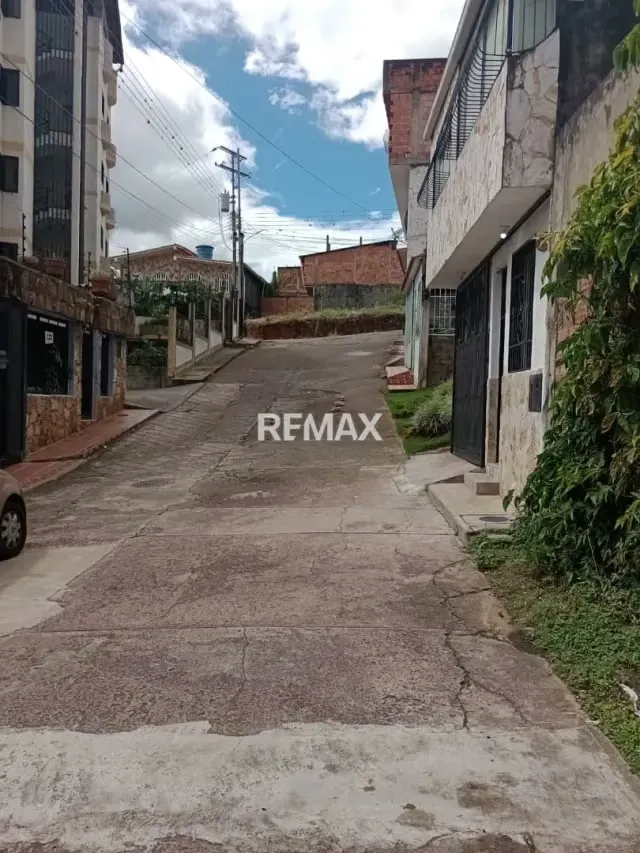 Venta Edificio Obra Gris Tres Niveles Calle del Medio Palo Gordo - 2