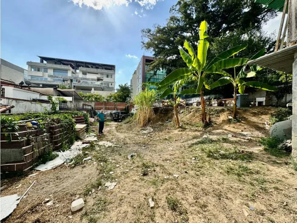 Se vende terreno 600m2 Altamira