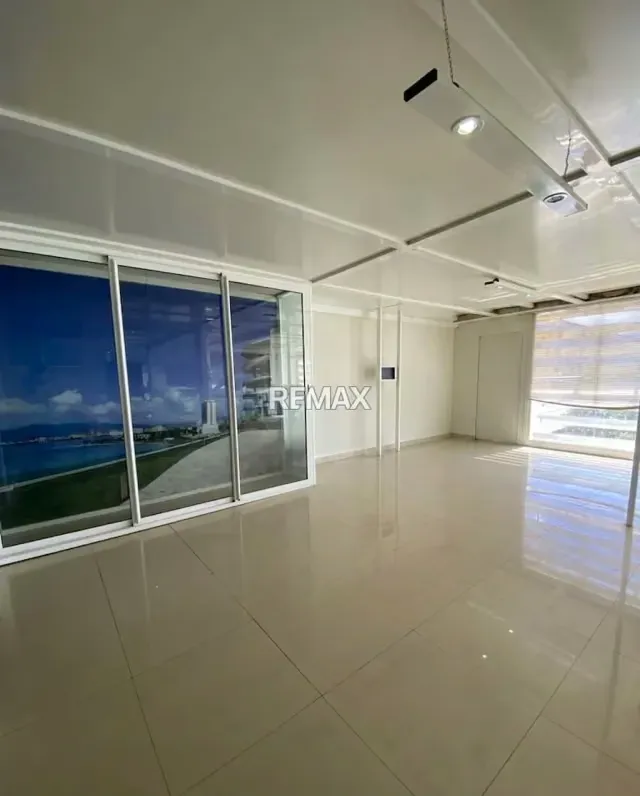 GALPÓN COMERCIAL + TERRENO EN LA AV. JUAN BAUTISTA ARISMENDI, MUNICIPIO GARCÍA, ISLA DE MARGARITA - 17