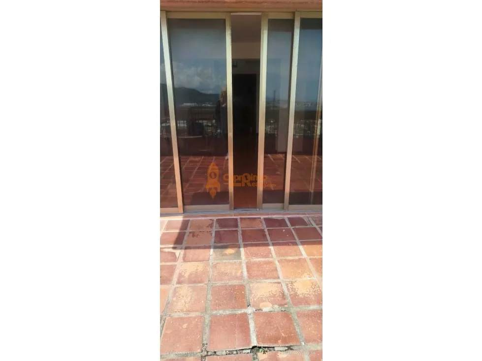 Apartamento en venta, urb. cumboto puerto cabello (remodelar a tu gus) - 12
