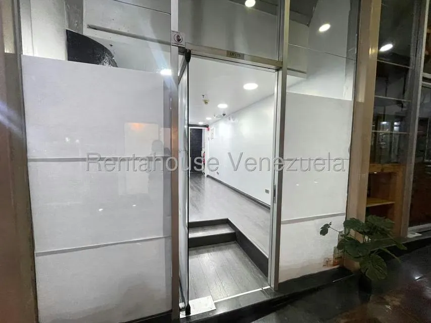 Local Comercial en Alquiler en Chacao, Distrito Metropolitano - 7