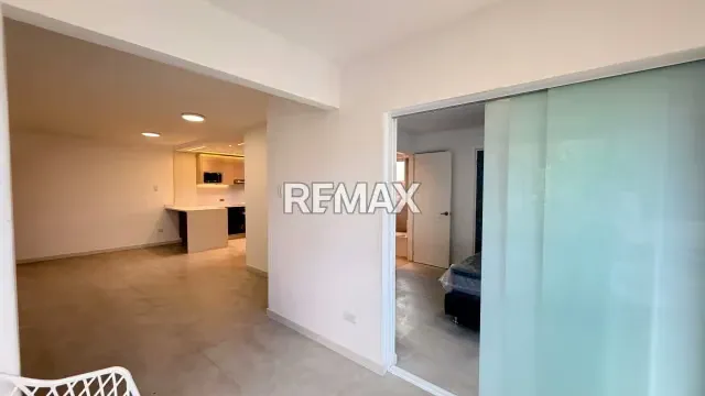 Apartamento en Alquiler Colinas De Bello Monte 1H,2B, 1E - 9