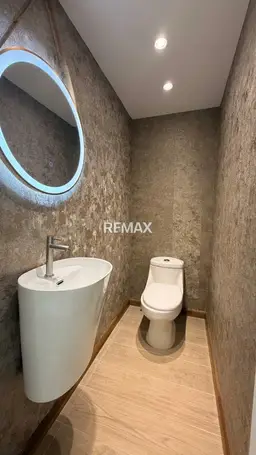View 10