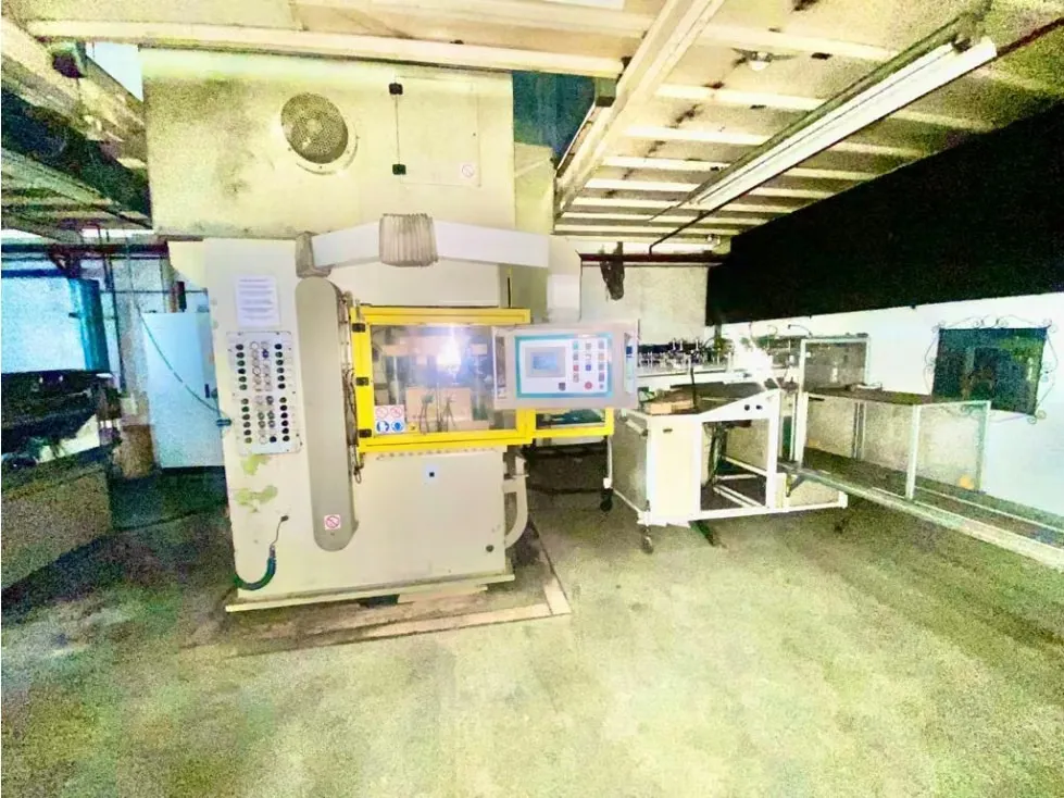 GALPON VENTA CATIA LOS FLORES 1.730 M2, 2 AREAS DE BAÑO - 14