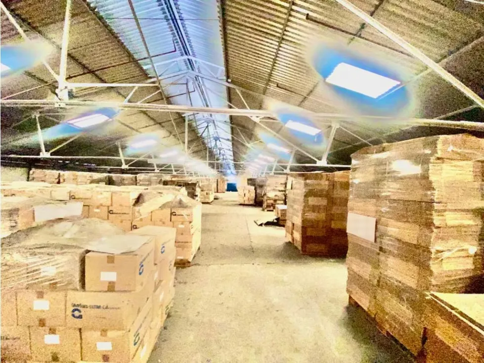 GALPON VENTA CATIA LOS FLORES 1.730 M2, 2 AREAS DE BAÑO - 15