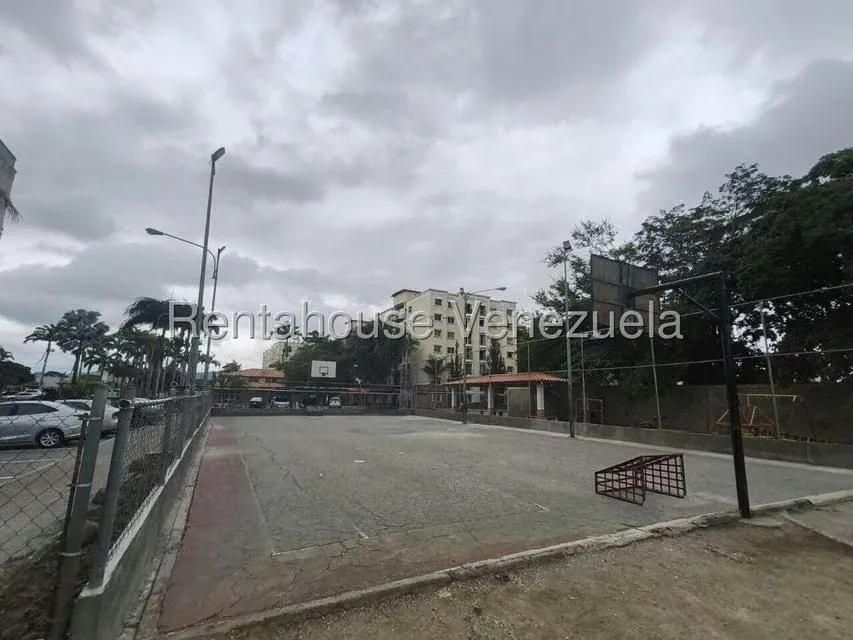 Apartamento (1 Nivel) en Alquiler en Metropolitano Javier, Lara - 26