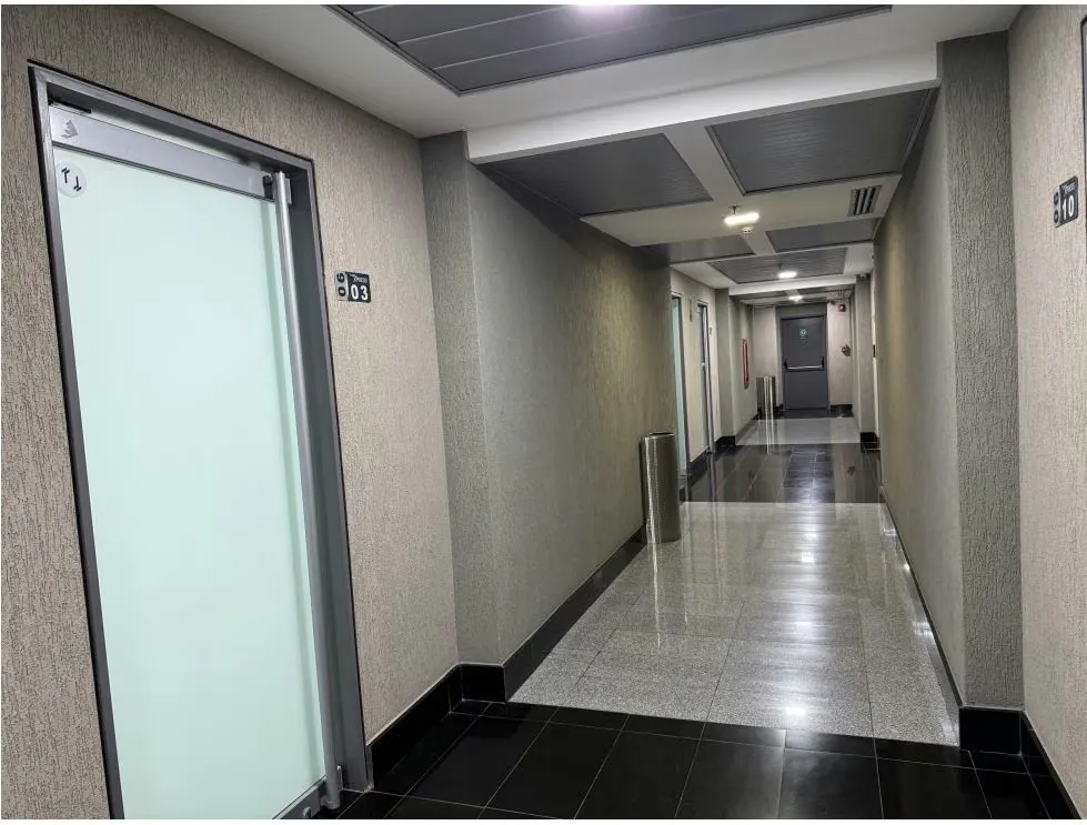 Alquilo oficina 105m2 Torre Xpress, Macaracuay 3312 - 19