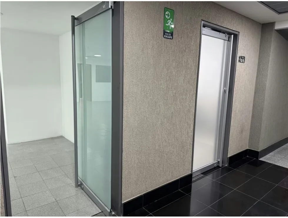 Alquilo oficina 105m2 Torre Xpress, Macaracuay 3312 - 20