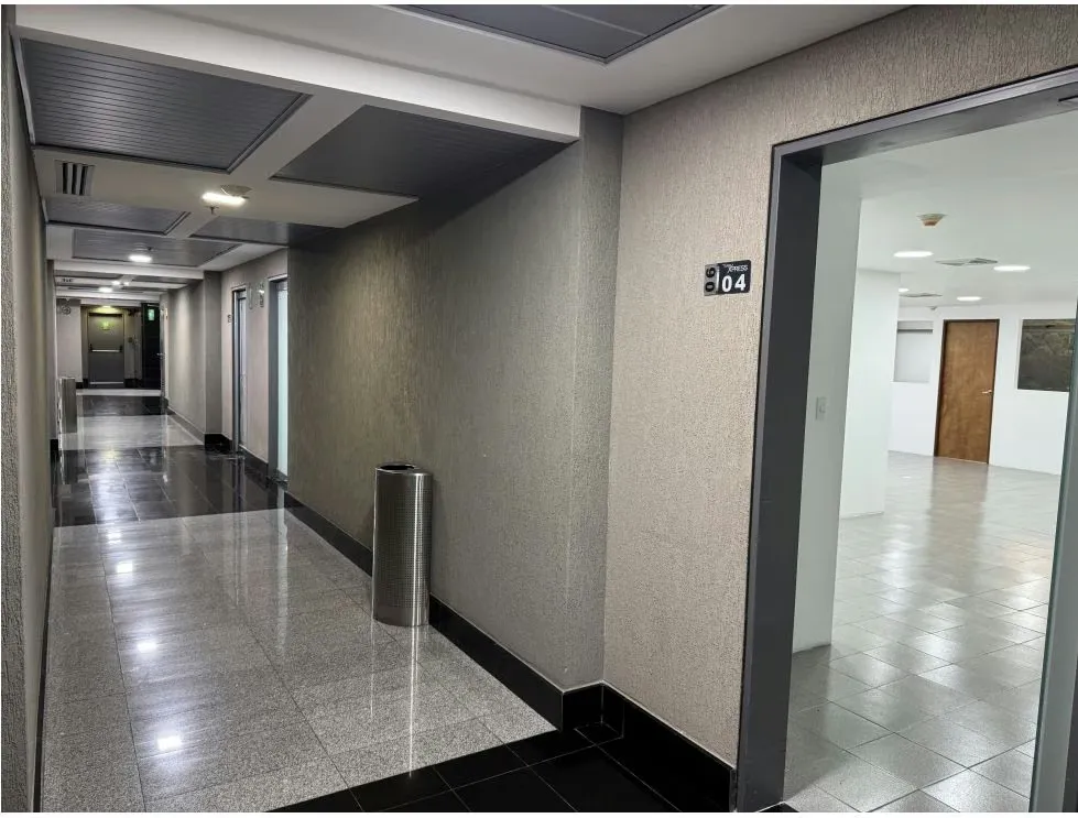 Alquilo oficina 105m2 Torre Xpress, Macaracuay 3312 - 21