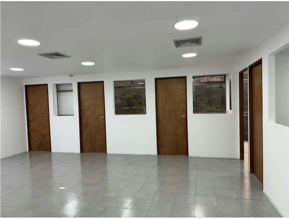 Alquilo oficina 105m2 Torre Xpress, Macaracuay 3312 - 22