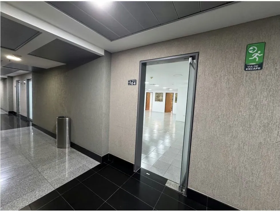 Alquilo oficina 105m2 Torre Xpress, Macaracuay 3312 - 34