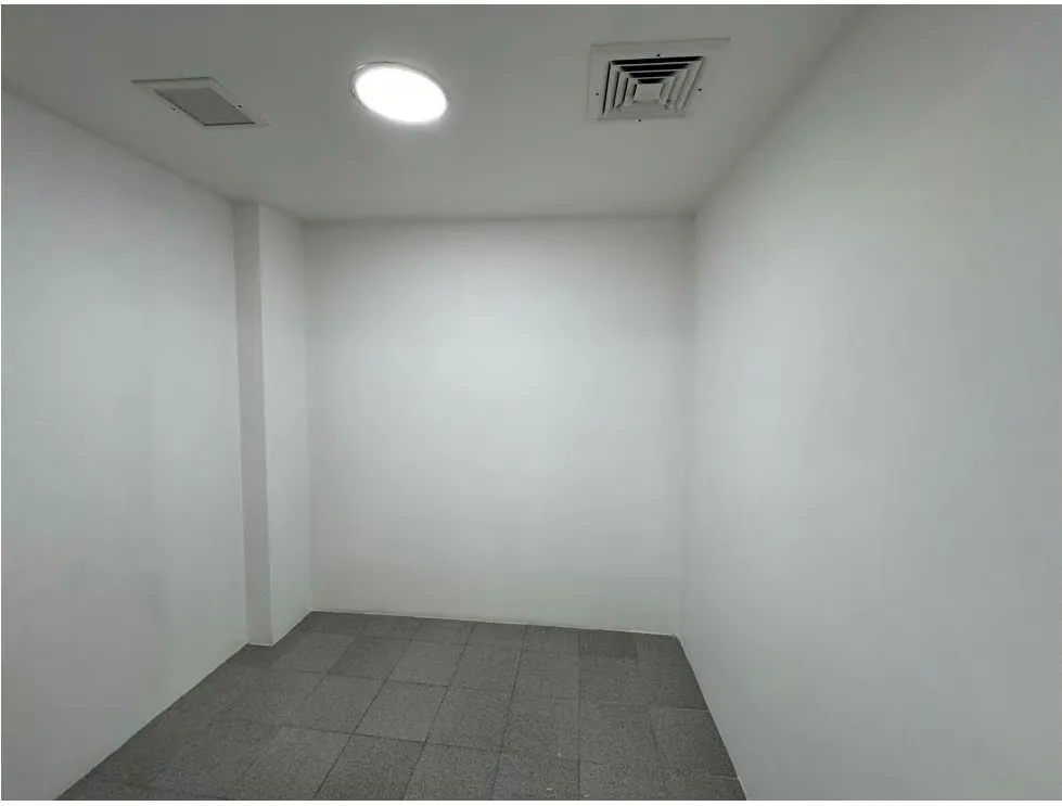Alquilo oficina 105m2 Torre Xpress, Macaracuay 3312 - 10