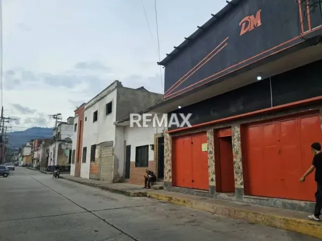 Local comercial en alquiler en Calle 9 con Av. 15 – Ubicación estratégica en Valera