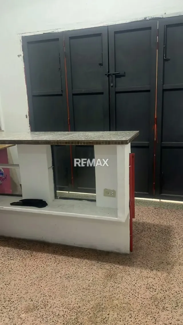 Local comercial en alquiler en Calle 9 con Av. 15 – Ubicación estratégica en Valera - 3