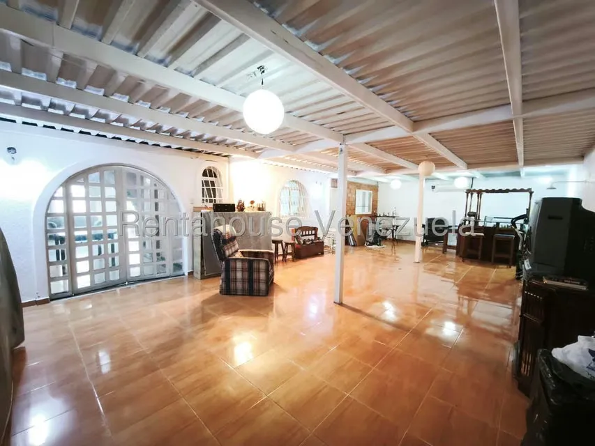 Casa (Duplex) en Venta en Valles de Guaracarima, Aragua - 12
