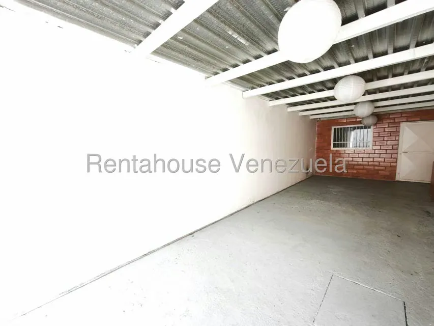 Casa (Duplex) en Venta en Valles de Guaracarima, Aragua - 27