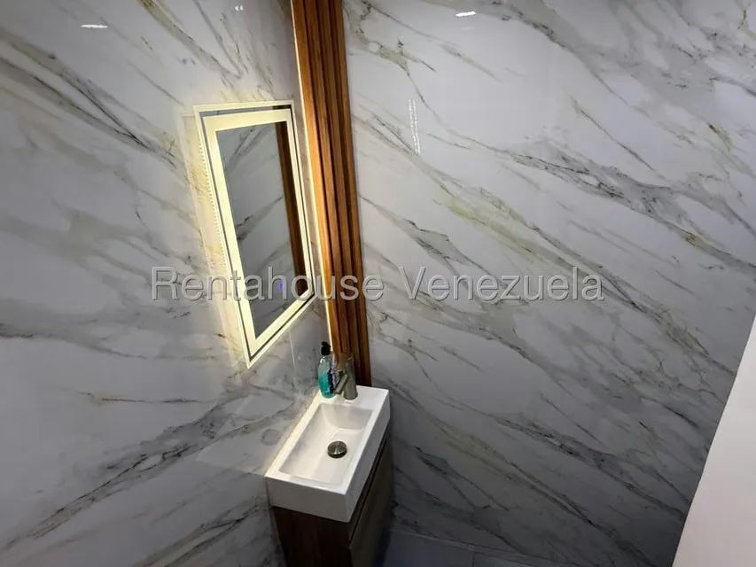Casa (Multipes Niveles) en Venta en Sebucan, Distrito Metropolitano - 10