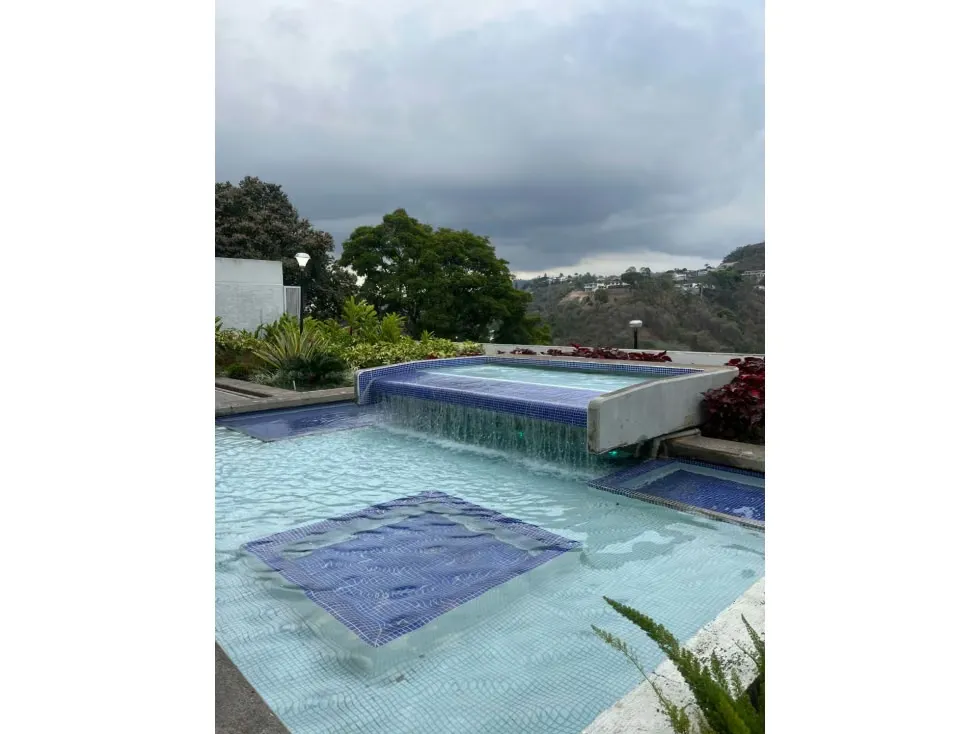 Vendo apartamento en calle cerrada 170m2 Lomas del Mirador 0287 - 4