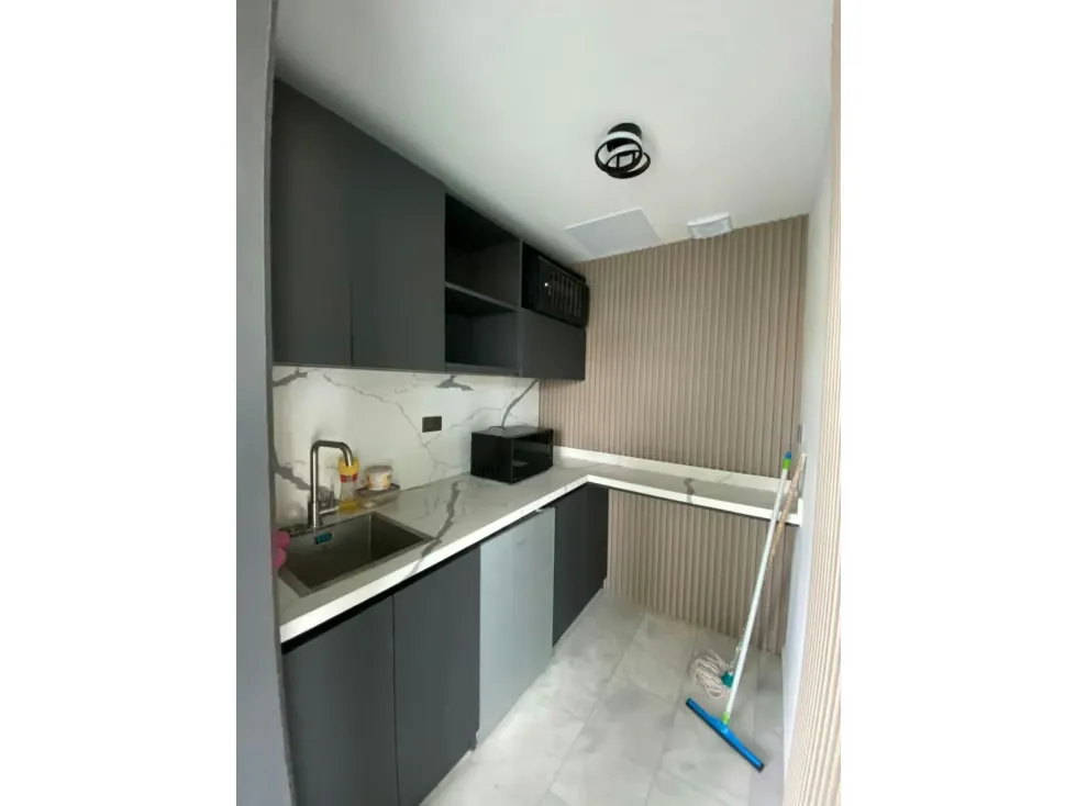 Oficina en alquiler 77m², Nest Tower - 8