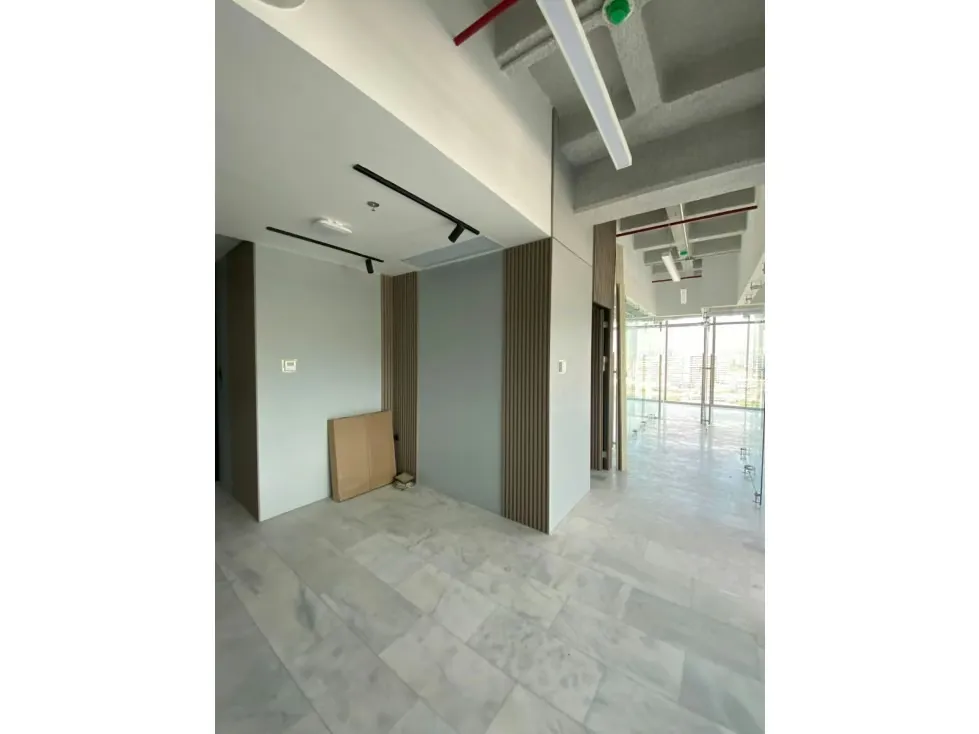 Oficina en alquiler 77m², Nest Tower - 10