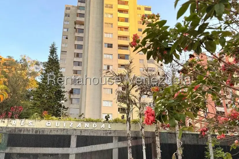 Apartamento (1 Nivel) en Alquiler en Los Naranjos del Cafetal, Distrito Metropolitano