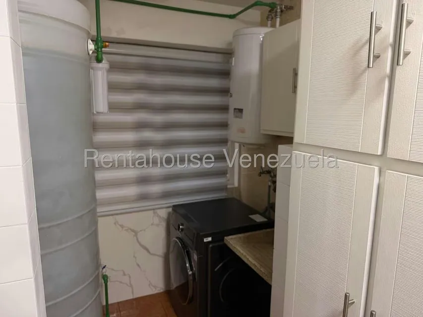 Apartamento (1 Nivel) en Alquiler en Los Naranjos del Cafetal, Distrito Metropolitano - 6
