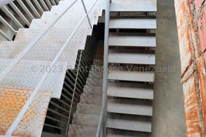 Comercial (Galpon - Deposito) en Alquiler en El Paraiso, Distrito Metropolitano