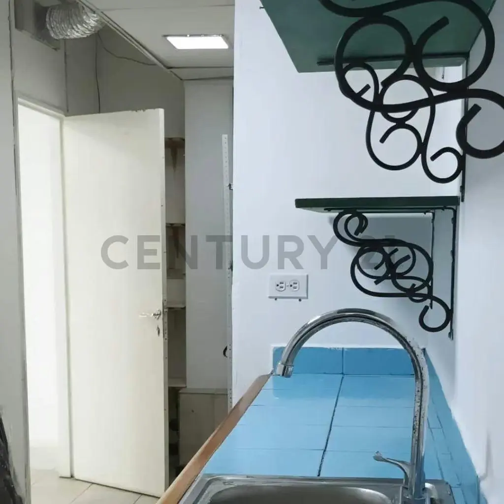 Local Comercial en Venta de 49 m2 en Centro Comercial Plazas las Américas - 12
