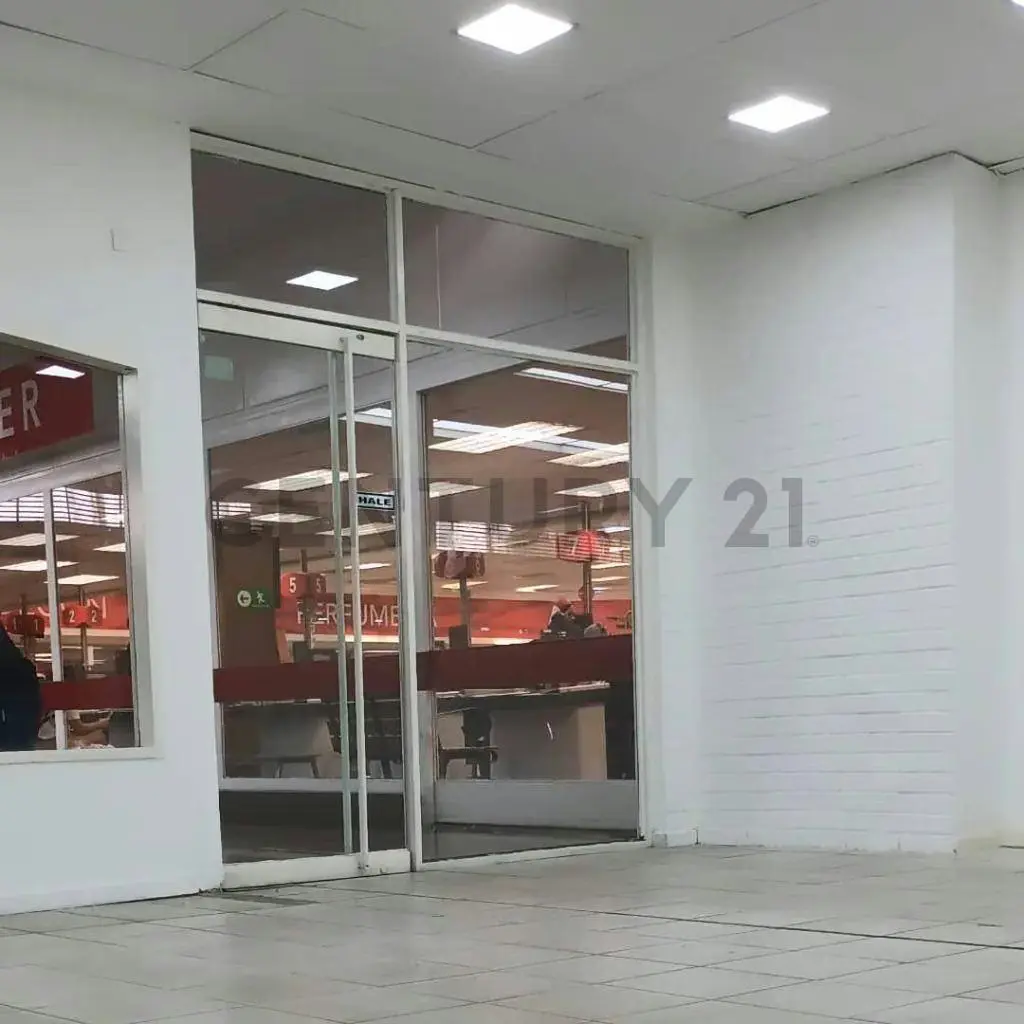 Local Comercial en Venta de 49 m2 en Centro Comercial Plazas las Américas - 3