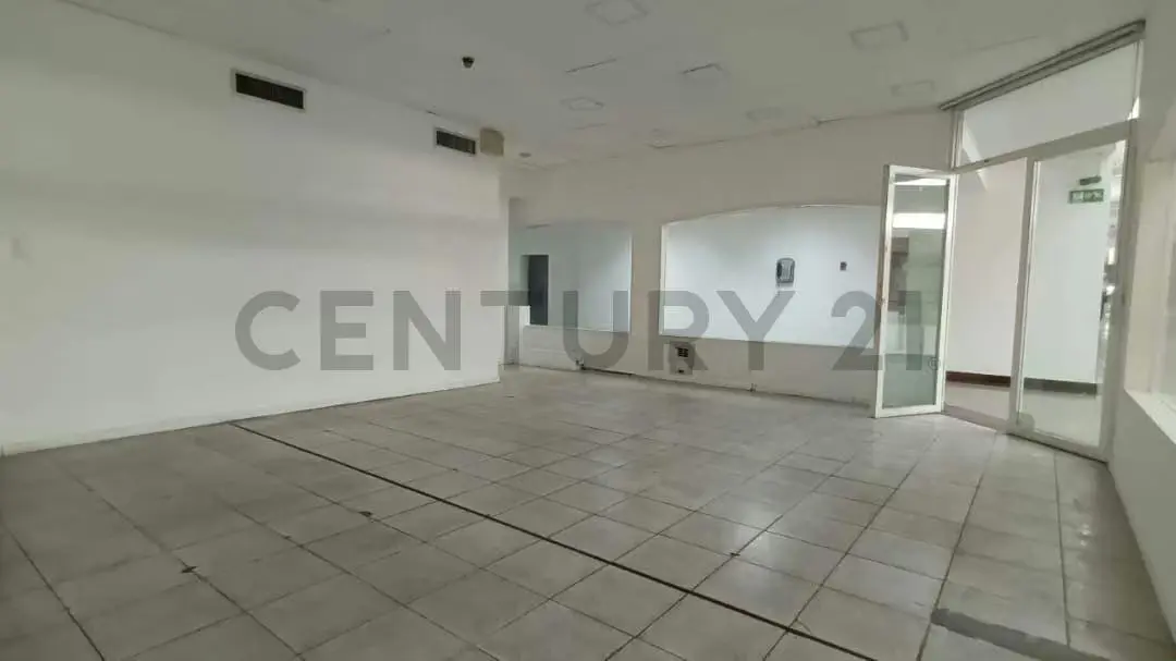 Local Comercial en Venta de 49 m2 en Centro Comercial Plazas las Américas - 8
