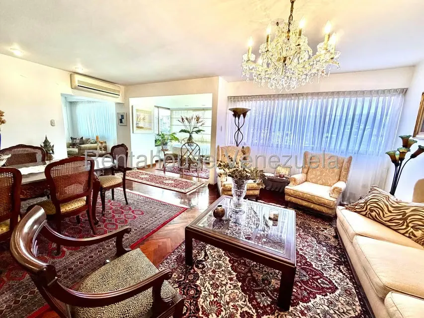 Apartamento (1 Nivel) en Venta en Las Mesetas de Santa Rosa de Lima, Distrito Metropolitano - 2