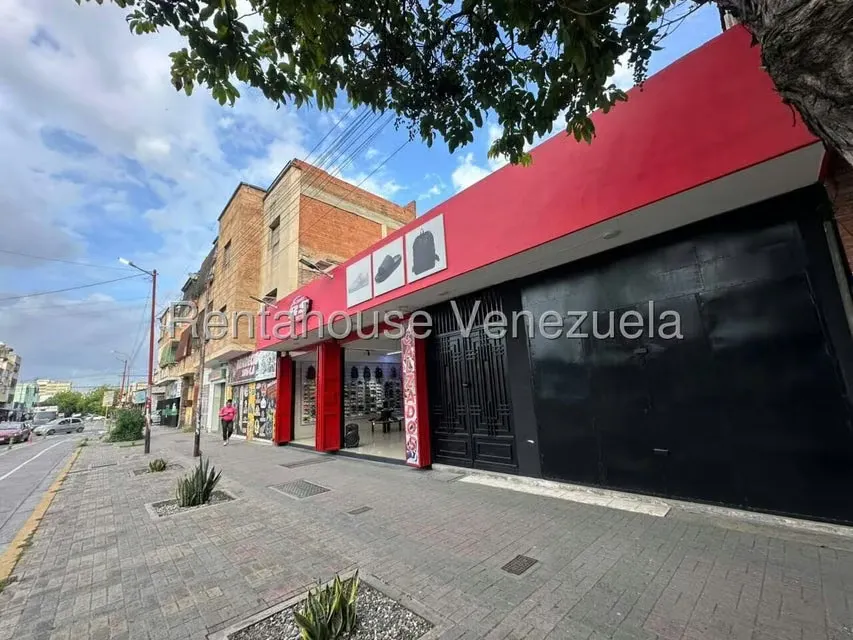 Local Comercial en Alquiler en Centro, Lara - 21