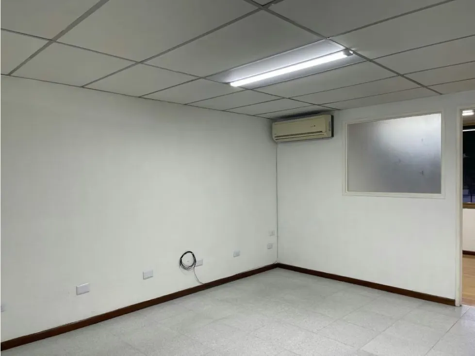 Alquiler de Oficina en Macaracuay 62m2. 550$ - 8
