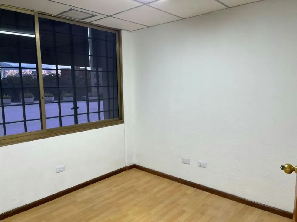 Alquiler de Oficina en Macaracuay 62m2. 550$ - 9