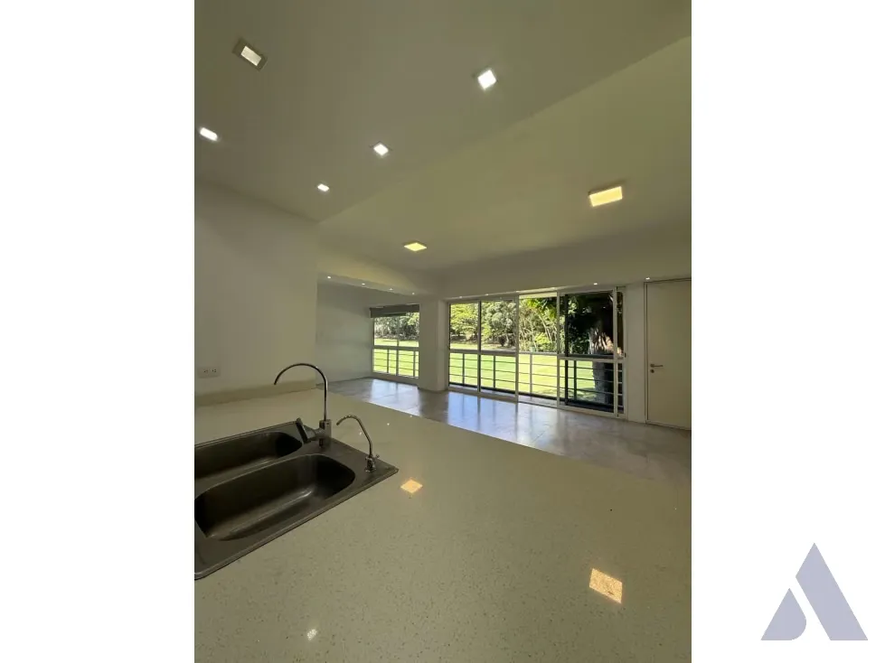 Vendo apartamento 100m2 Los Naranjos de Las Mercedes 0102 - 2