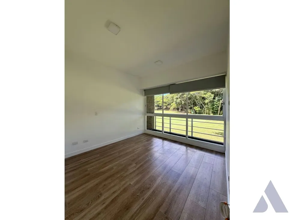 Vendo apartamento 100m2 Los Naranjos de Las Mercedes 0102 - 12