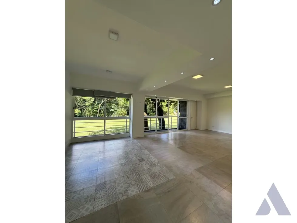 Vendo apartamento 100m2 Los Naranjos de Las Mercedes 0102 - 5