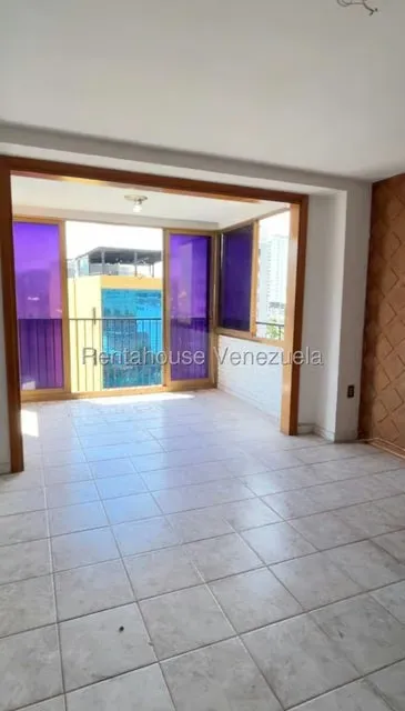 Apartamento (1 Nivel) en Venta en Sabana Grande, Distrito Metropolitano - 3
