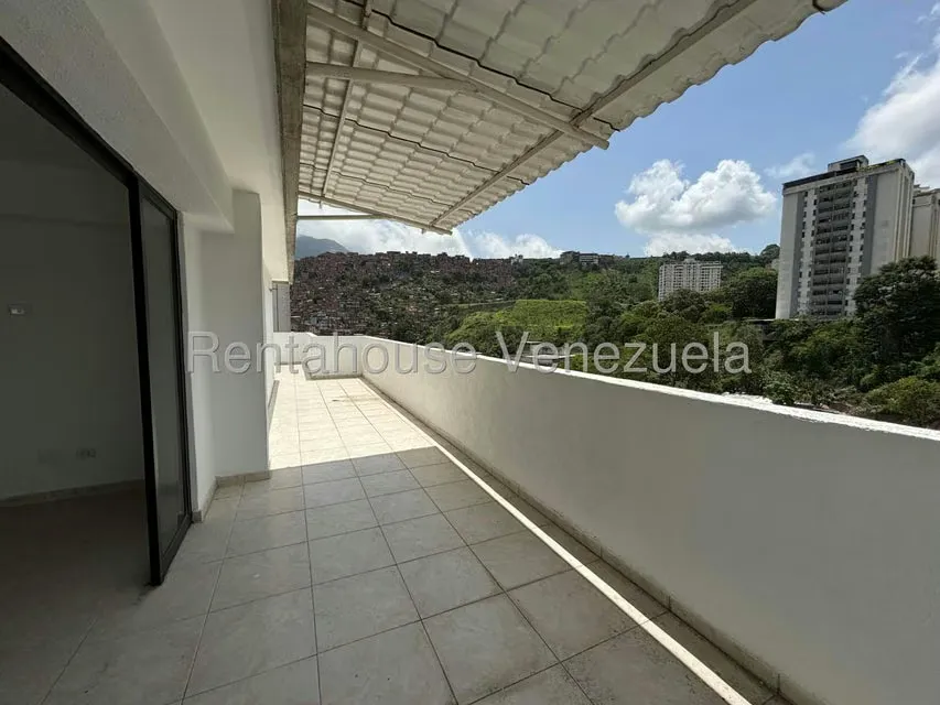 Apartamento (Duplex) en Venta en Lomas del Avila, Distrito Metropolitano - 17