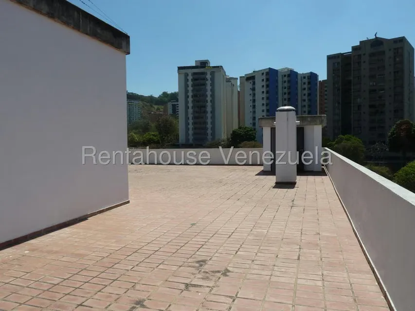 Apartamento (Duplex) en Venta en Lomas del Avila, Distrito Metropolitano - 22