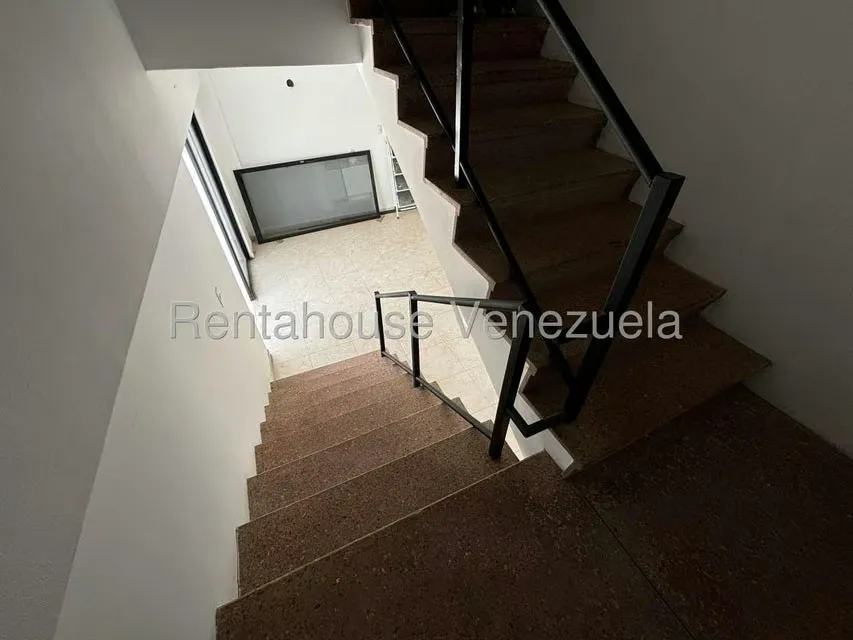 Apartamento (Duplex) en Venta en Lomas del Avila, Distrito Metropolitano - 23